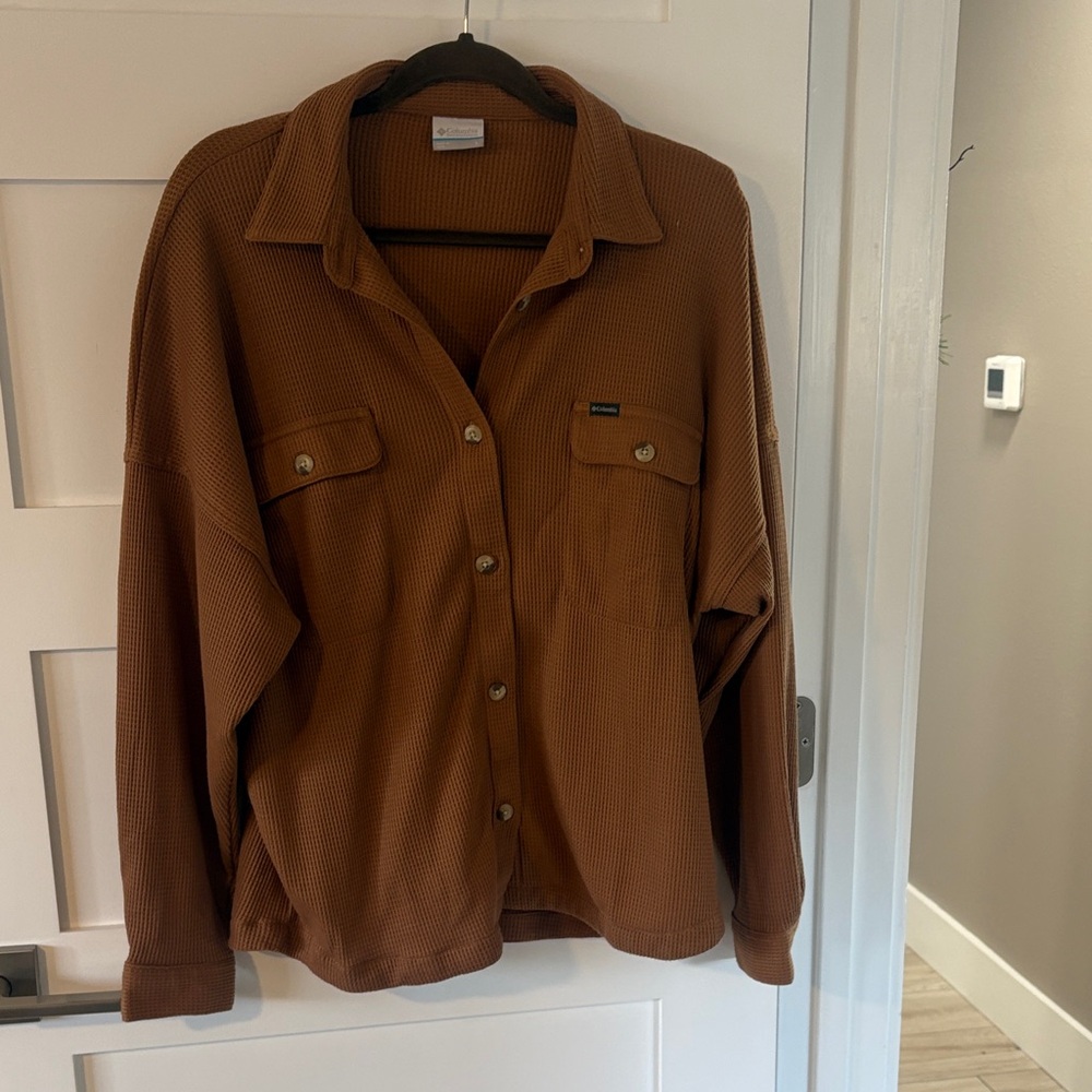 Columbia Tan Waffle Knit Shirt